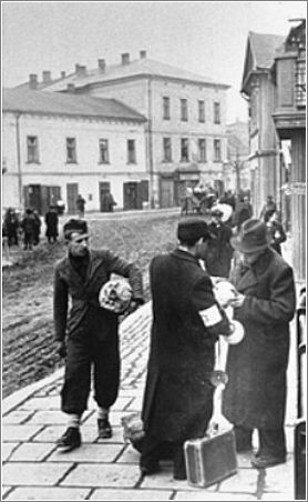 Jews selling their possesions at Krakow